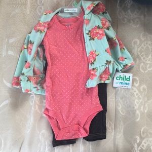 Three piece set for 6-9 months